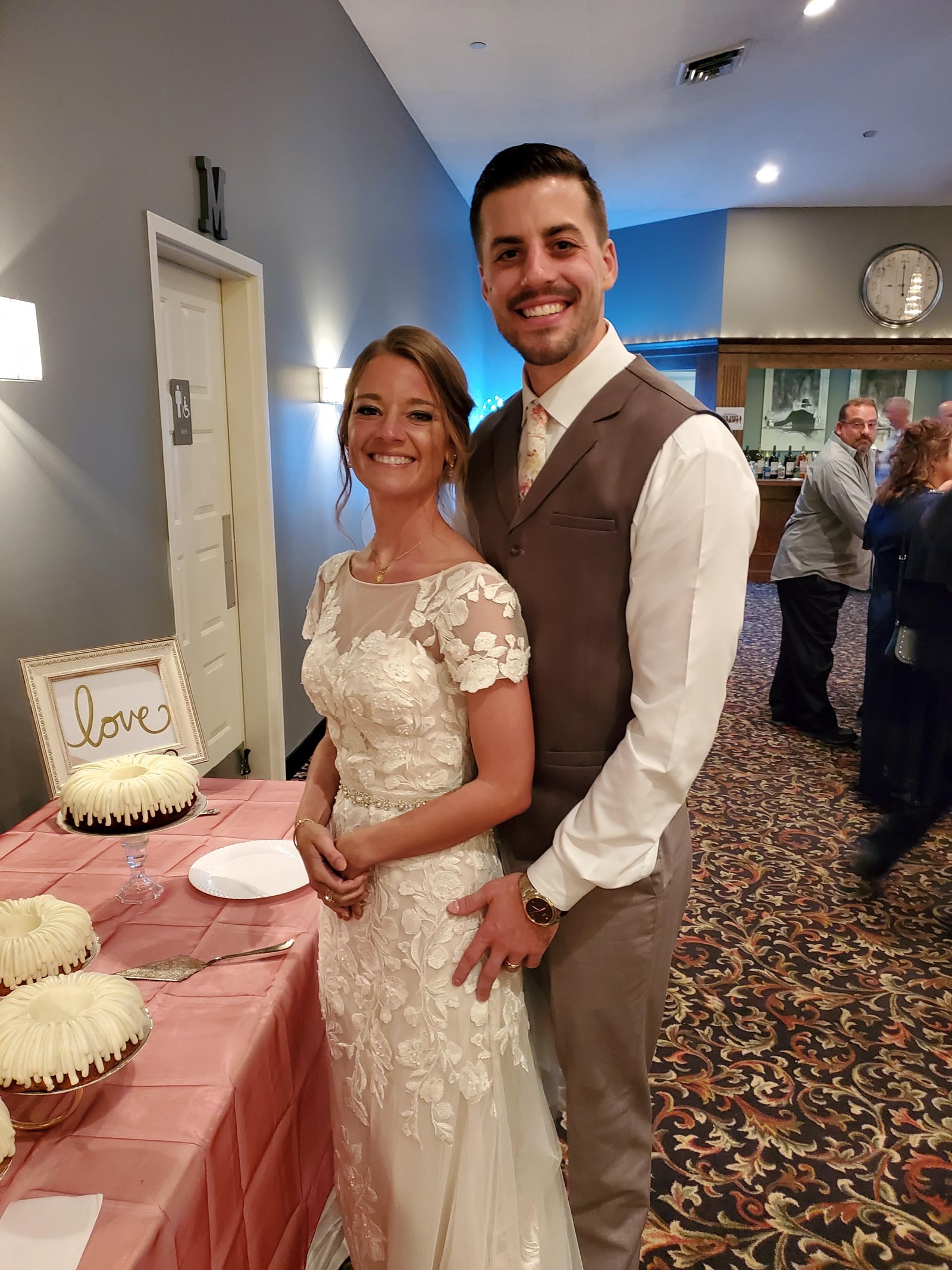 A newly married couple at their Willow reception